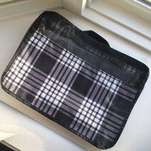 Small Pack and Zip Cube-Perfectly‎ Plaid